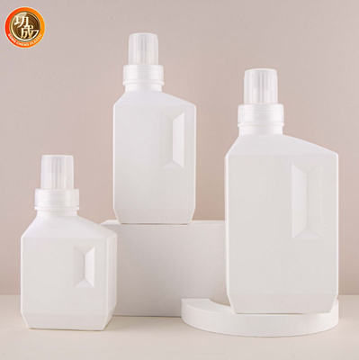 Bouteille liquide en plastique 1L 2L de détergent de blanchisserie de PE vide rechargeable