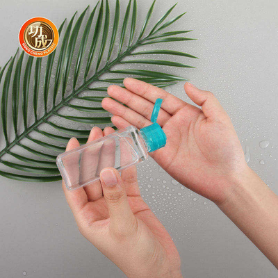 Chaîne principale de la poche 30ML d'aseptisant de bouteille de main de bouteille en plastique faite sur commande d'aseptisant