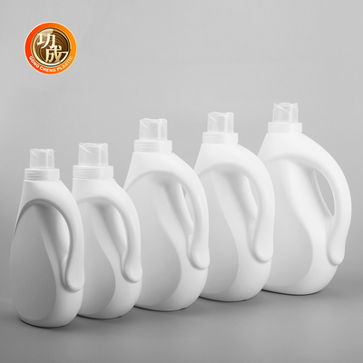 Bouteilles en plastique à détergent semi-transparent avec bouchon à vis